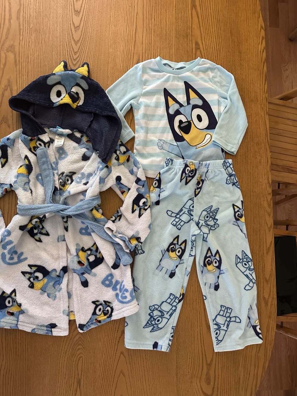 Bluey Toddler Boys 3-Piece Fleece Robe and Pajama Set